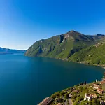 Costa Blu - Pool & Terrace View * Riva di Solto