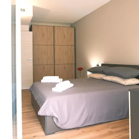 Costa Blu - Pool & Terrace View Apartment