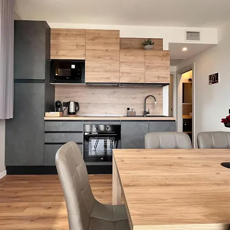 Apartman Costa Blu - Pool & Terrace View