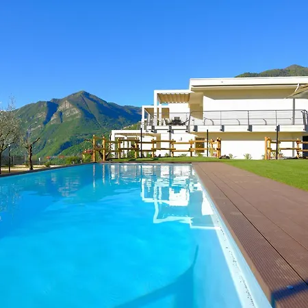 Costa Blu - Pool & Terrace View