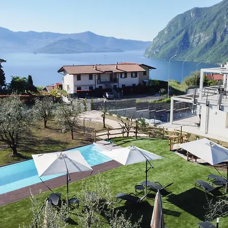 Costa Blu - Pool & Terrace View Apartment